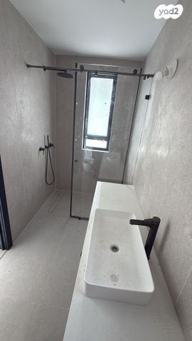 בית פרטי/ קוטג', נווה ים, גבעת אולגה, חדרה