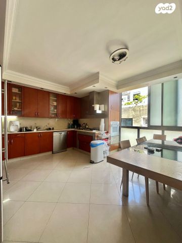 גג/ פנטהאוז, הפטמן, שכונת יהלום, מרכז העיר ב, רמת גן