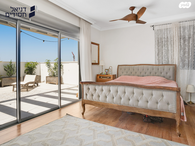 גג/ פנטהאוז, גבעת התחמושת, קרית שרת מערב, חולון