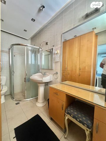 גג/ פנטהאוז, הפטמן, שכונת יהלום, מרכז העיר ב, רמת גן