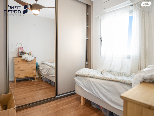 גג/ פנטהאוז, גבעת התחמושת, קרית שרת מערב, חולון