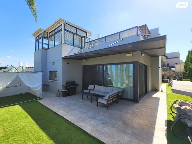 בית פרטי/ קוטג', התאנה, עין יעקב, עין יעקב