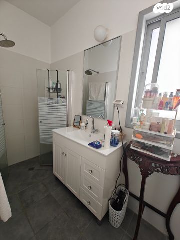 דירה, נאות שמיר, יבנה