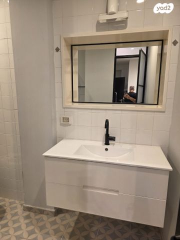 מרתף/ פרטר, חובבי ציון, הצפון הישן - דרום, תל אביב יפו