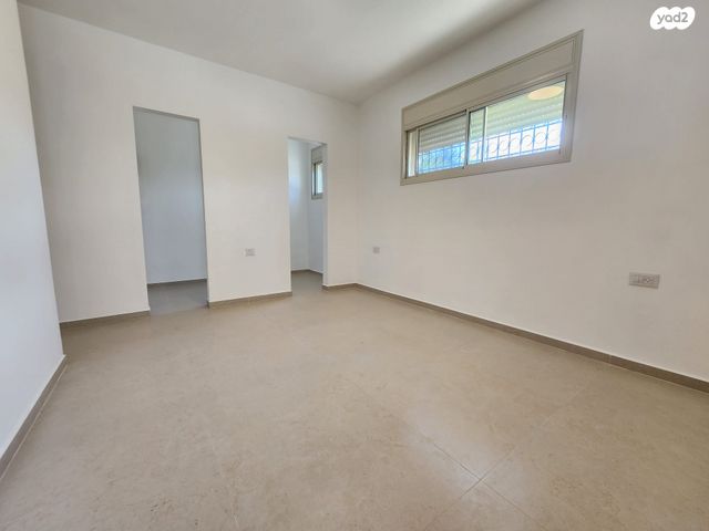 דו משפחתי, המתנחלים בהר, רמת מוצא, ירושלים