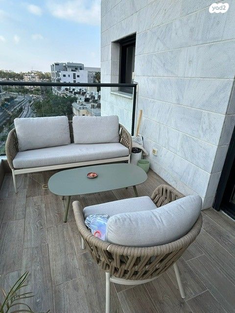 דירה, השיקמה, קיראון, קרית אונו