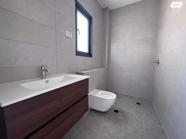 דירה, הכלניות, כלניות, טירת כרמל