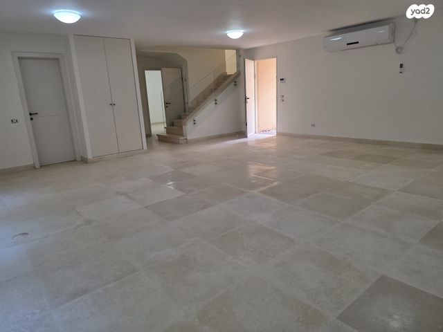 בית פרטי/ קוטג', האלה, נוף ים, הרצליה