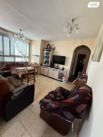 דירה, פתח תקווה, רובע ט', אשדוד