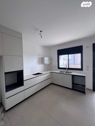 דירה, הכלניות, כלניות, טירת כרמל