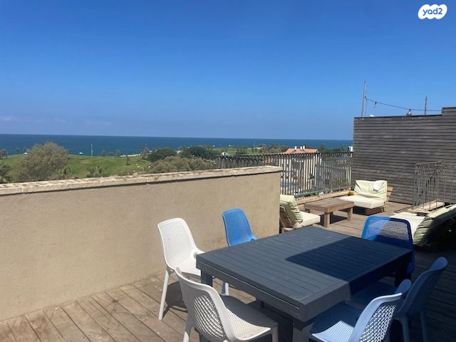 גג/ פנטהאוז, קדם, עג'מי, גבעת העליה, תל אביב יפו