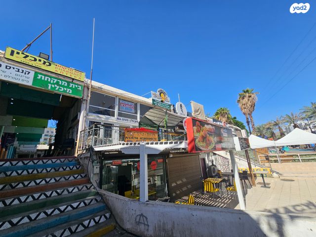 חנויות/ שטח מסחרי