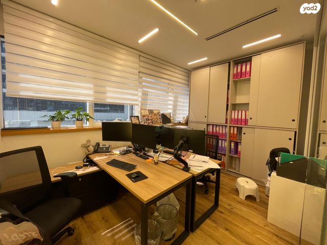 אזור תעשיה נווה נאמן