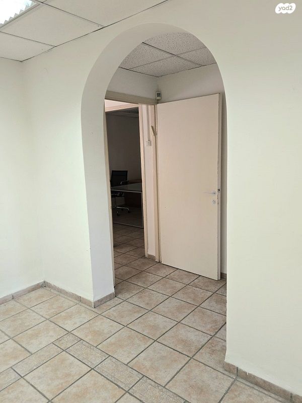 משרדים, קרית טבעון