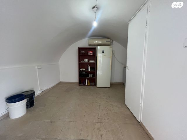 חנויות/ שטח מסחרי, אילת