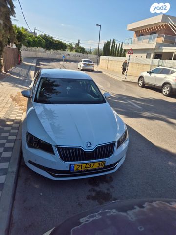 מודעת רכב סקודה סופרב