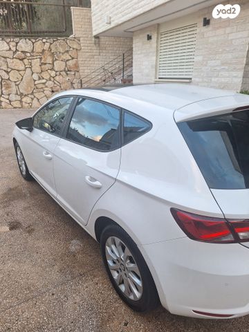 מודעת רכב סיאט לאון