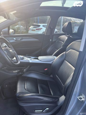 ג׳ילי Geometry C