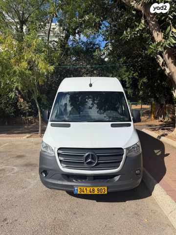 מודעת רכב מרצדס-בנץ ספרינטר