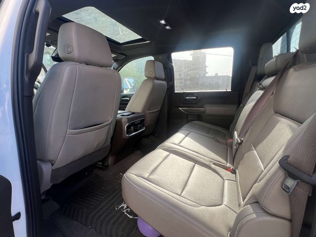 שברולט סילברדו