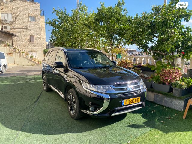 מיצובישי אאוטלנדר