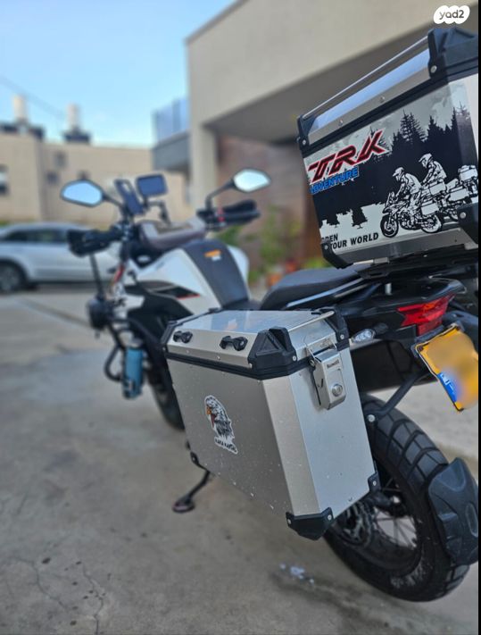 מודעת רכב בנלי TRK502X