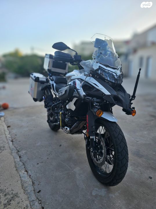 בנלי TRK502X