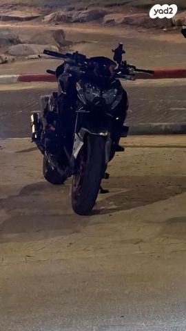 מודעת רכב קאוואסאקי Z900