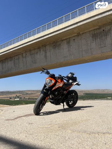 KTM Duke