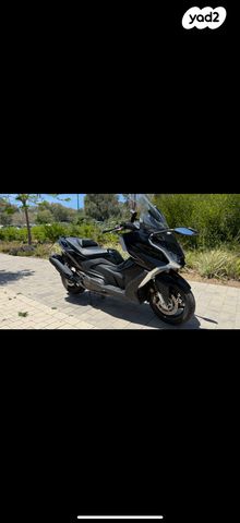 מודעת רכב קימקו AK 550