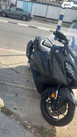 ימאהה Tmax 560 Tech