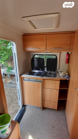 מודעת רכב נגרר (קראוון נגרר)