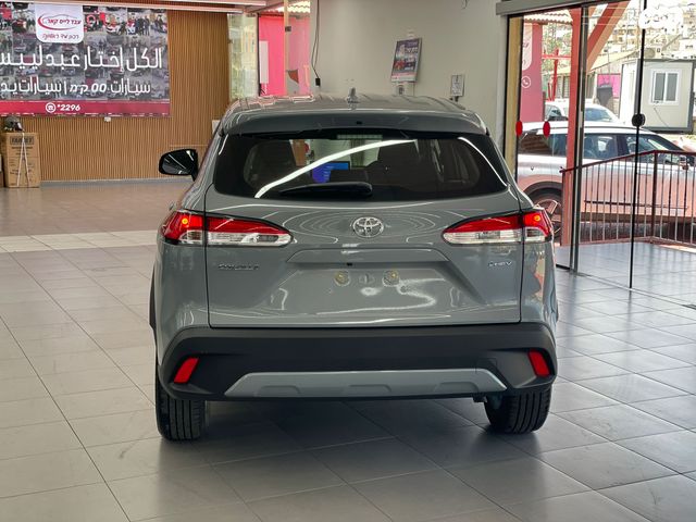 טויוטה קורולה קרוס