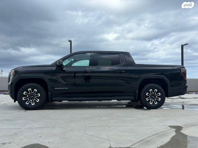 ג'י.אם.סי סיירה EV