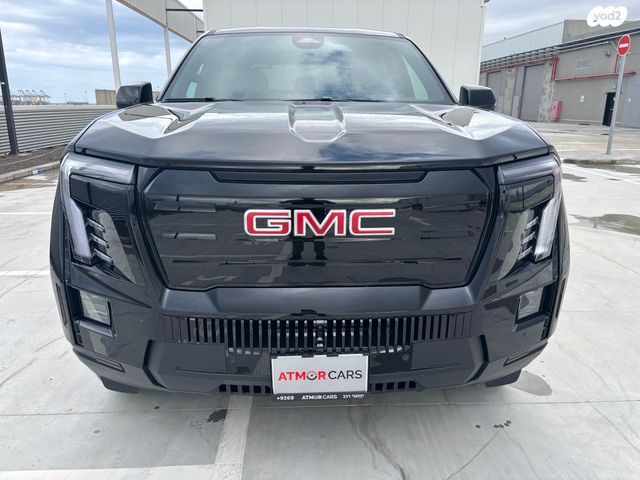 מודעת רכב ג'י.אם.סי סיירה EV  