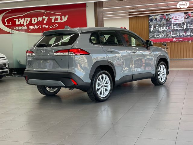 טויוטה קורולה קרוס