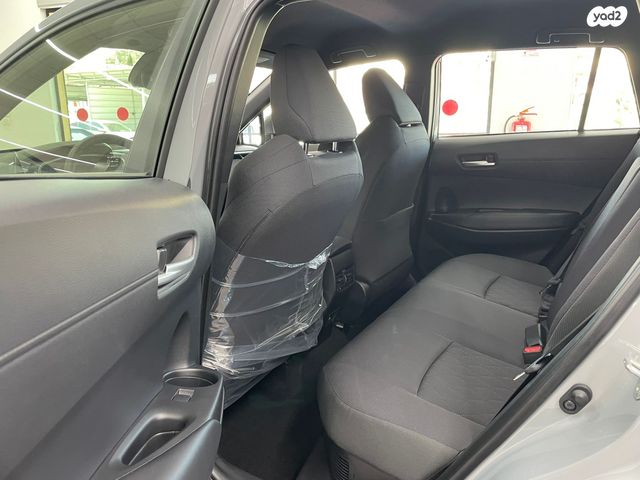 טויוטה קורולה קרוס