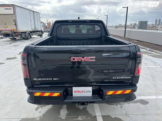 ג'י.אם.סי סיירה EV