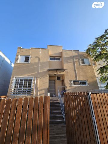 בית פרטי/ קוטג', השיקמה 4, רובע ב', אריאל