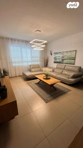 אירוס הארגמן 71