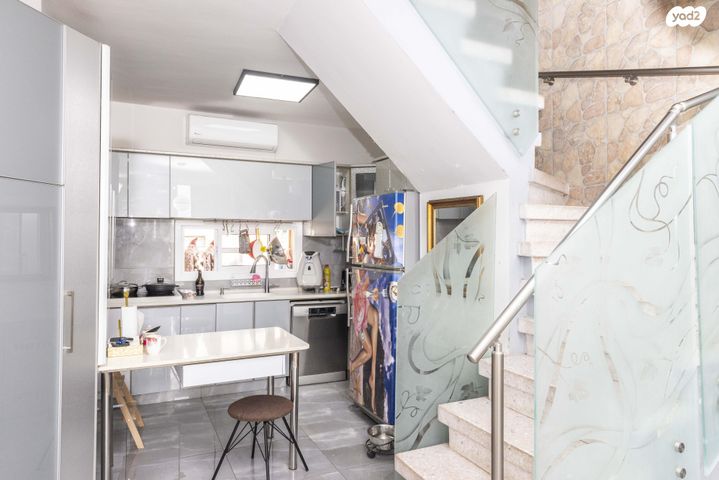 גג/ פנטהאוז, דוד אלעזר 87, קרית שרת מערב, חולון