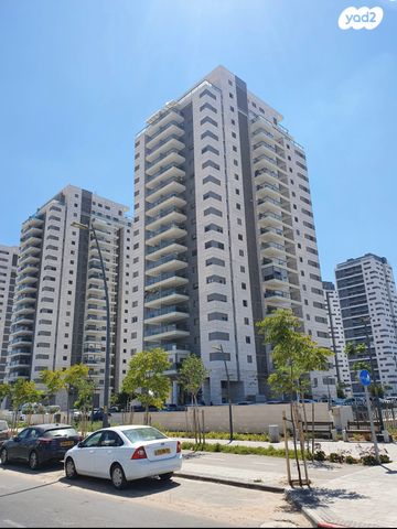 מחסן, שדרות אבני החושן 41, כרמי גת, קרית גת