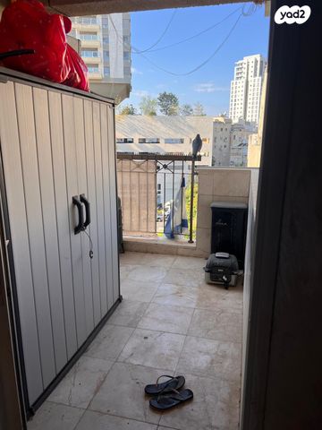 דירה, יהודה לייב פינסקר 49, לב המושבה / מרכז העיר, פתח תקווה