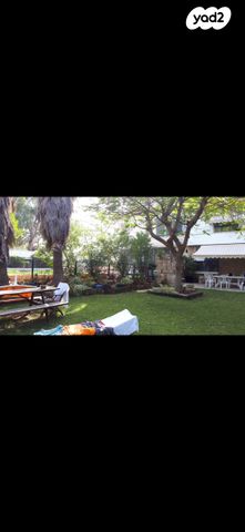 דו משפחתי, באר יעקב