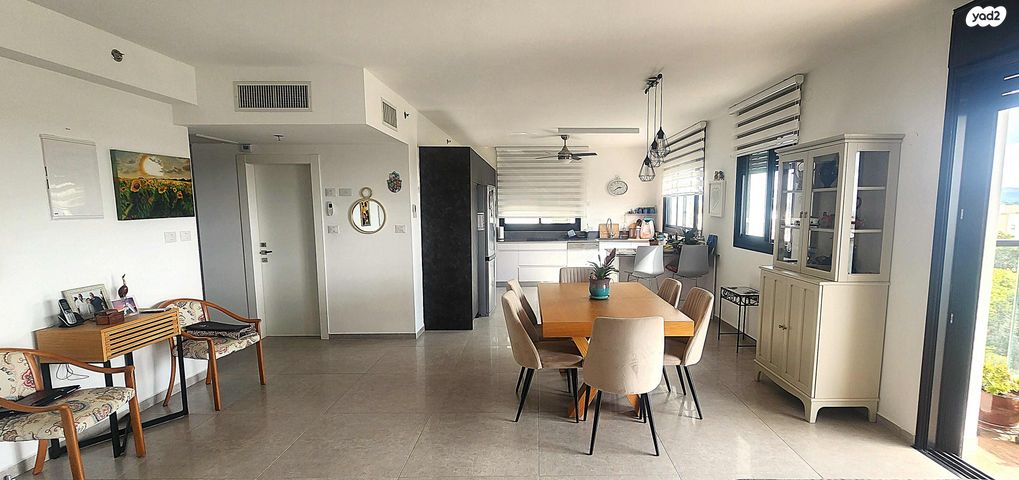 דירה, חרצית, הפרחים, מודיעין מכבים רעות