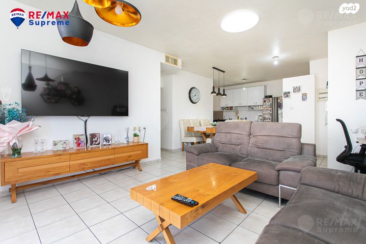 דירה, השזיף 6, רמות יצחק, נשר