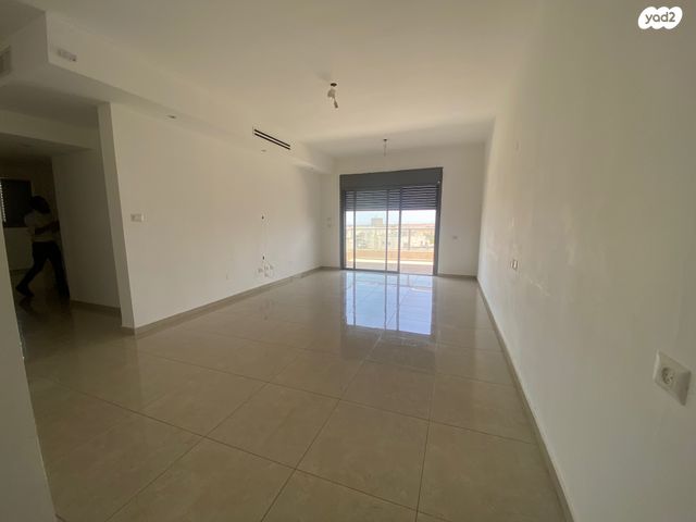 דירה, קטיף 44, נתיבות מערב, נתיבות