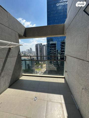 דירה, בורסה, רמת גן