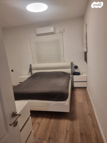 דירה, שמחה ארליך, בן גוריון, חולון