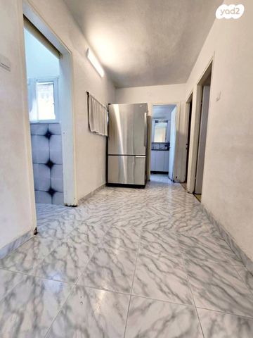 דירה, צרעה, נווה אליעזר וכפר שלם מזרח, תל אביב יפו